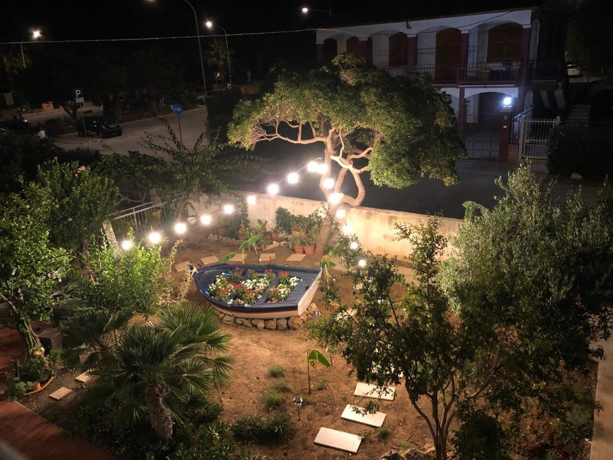 B&B Il Colibri San Vito Lo Capo Exteriör bild